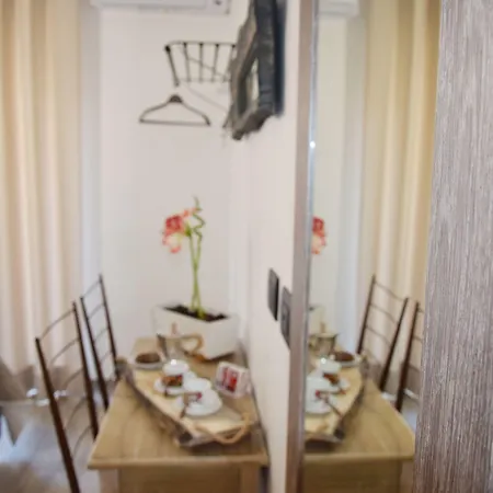 Bed & Breakfast Damiva 4*