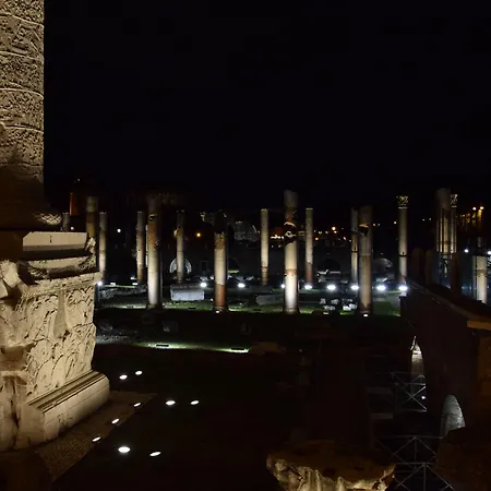 Damiva Nocleg ze śniadaniem 4*